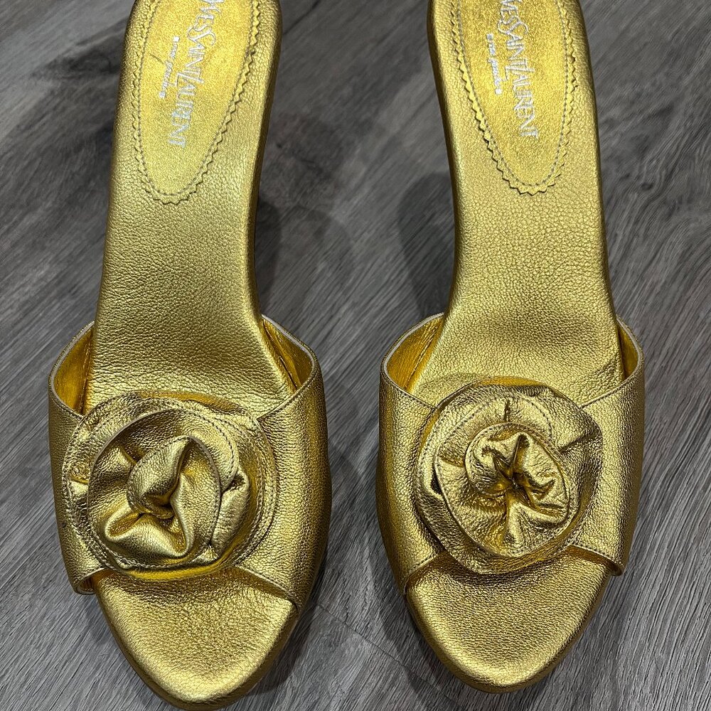 YSL Yves Saint Laurent Gold Rose Nadja Women's Sandal Heel